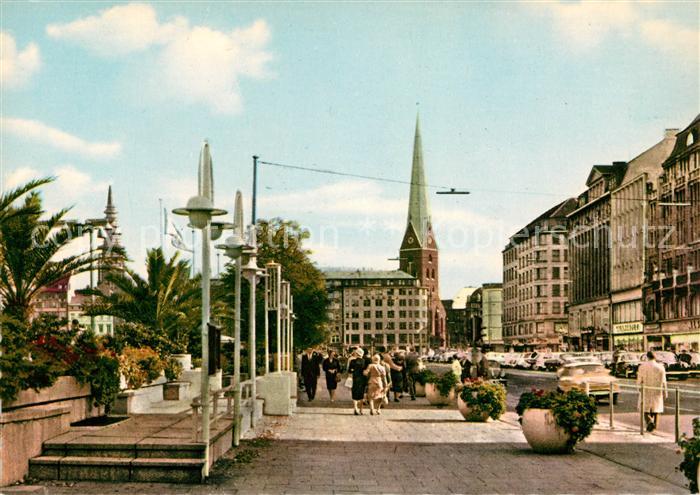 Hamburg Jungfernstieg mit Alsterpavillon und Petri Kirche