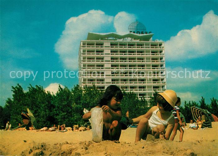 Nessebar Nessebyr Nessebre Hotel Globus Kinder am Strand Sonnenkueste