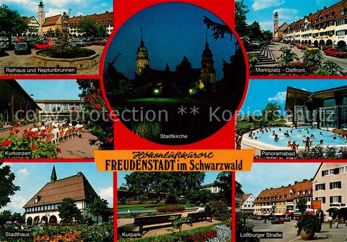 FREUDENSTADT BW Rathaus Neptunbrunnen Marktplatz Kurkonzert Stadtkirche Panorama