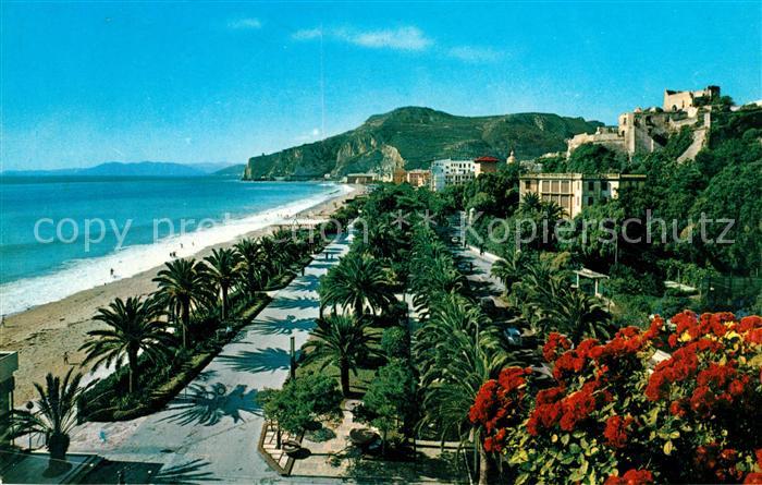 Finale Ligure Passeggiato a mare