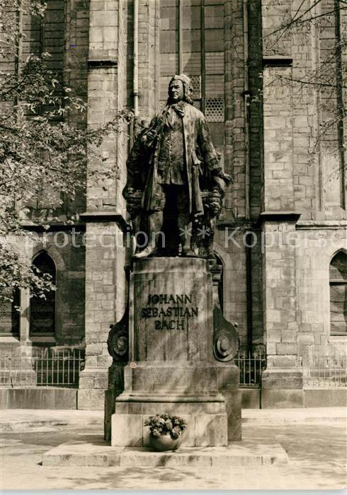 LEIPZIG Sachsen Bachdenkmal vor der Thomaskirche