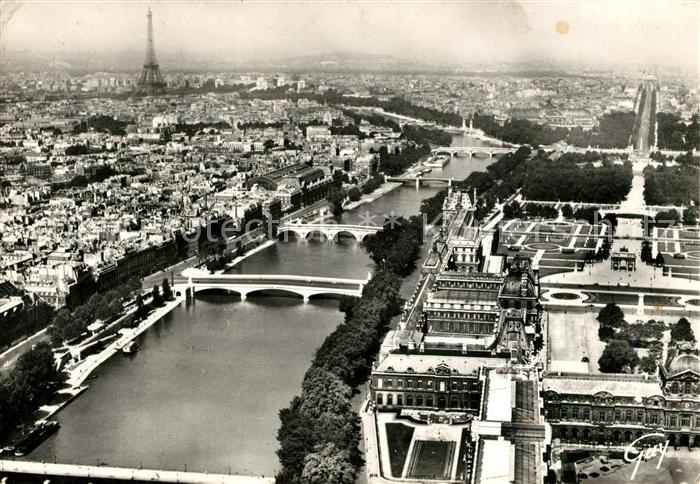 Paris Tour Eiffel Palais du Louvre Place du Carrousel Place de la Concorde Arc d