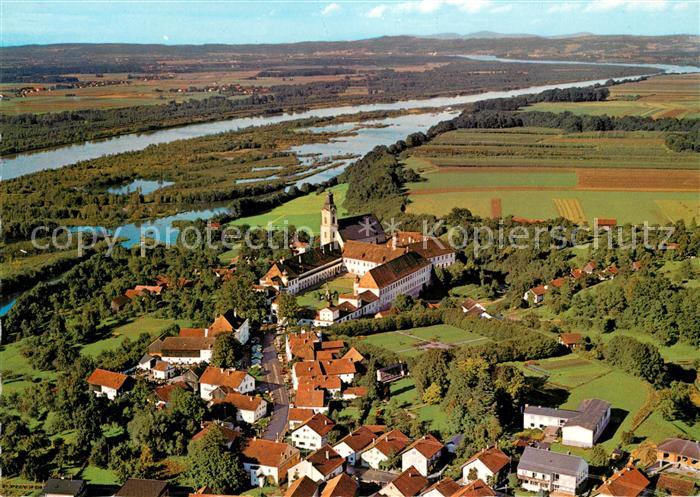 Reichersberg Inn Fliegeraufnahme Augustinerstift