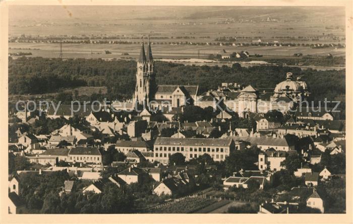 Klosterneuburg Stift Klosterneuburg im Gesamtbild der Stadt NZ3