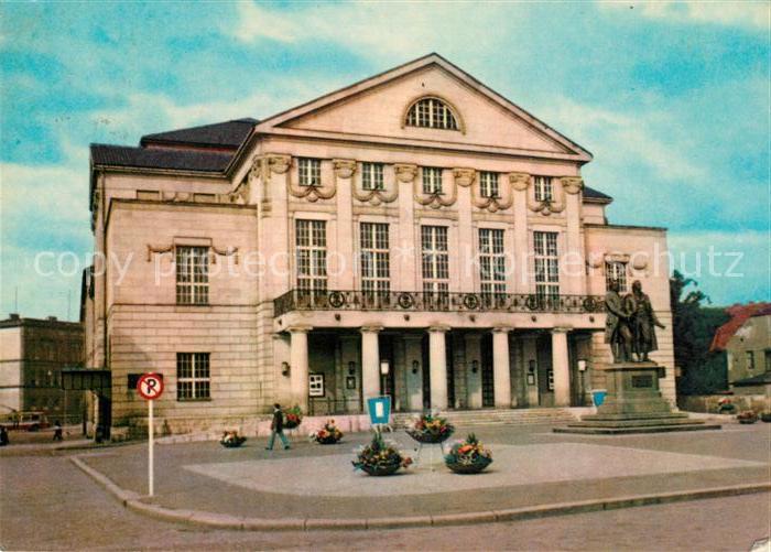 Weimar Thueringen Nationaltheater Denkmal Statue