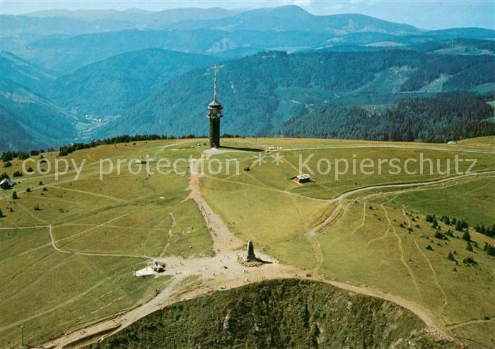 Feldberg Schwarzwald Blick zum Feldberggipfel Fliegeraufnahme