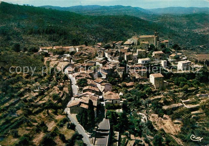 Sollies-Ville Vieux village medieval dominant la Vallee du Gapeau vue aerienne