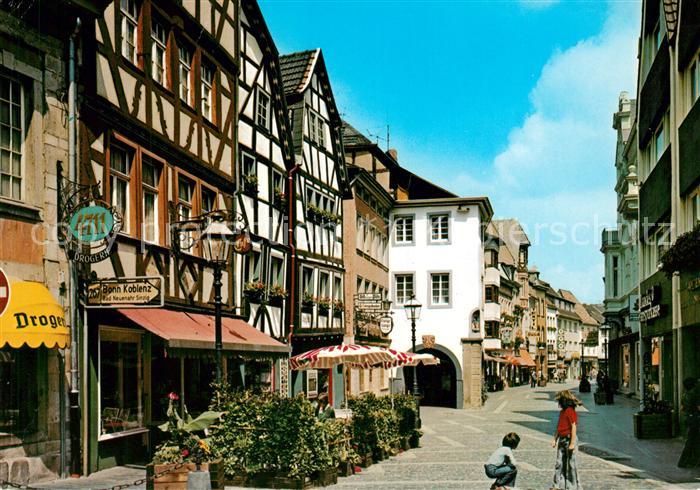 Ahrweiler Ahr Fussgaengerzone Altstadt Fachwerkhaeuser