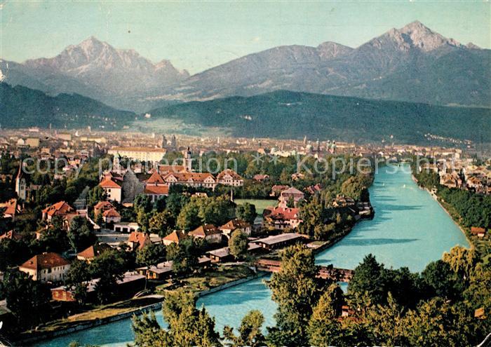 Innsbruck Panorama Blick gegen Sueden Alpen