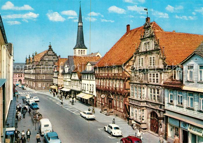 Hameln Weser Osterstrasse mit Museum und Hochzeitshaus
