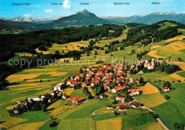 Mittelberg Oy mit Gruenten und Allgaeuer Alpen Vorarlberger Hochalpen Fliegerauf