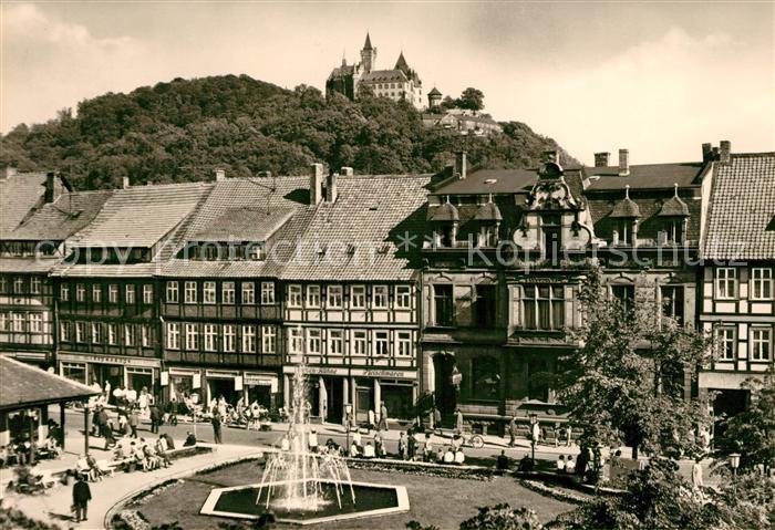 Wernigerode Harz Nicolaiplatz Brunnen Fachwerkhaeuser Schloss
