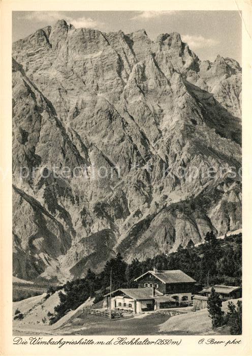 Wimbachgriess Huette mit Hochkalter Berchtesgadener Alpen