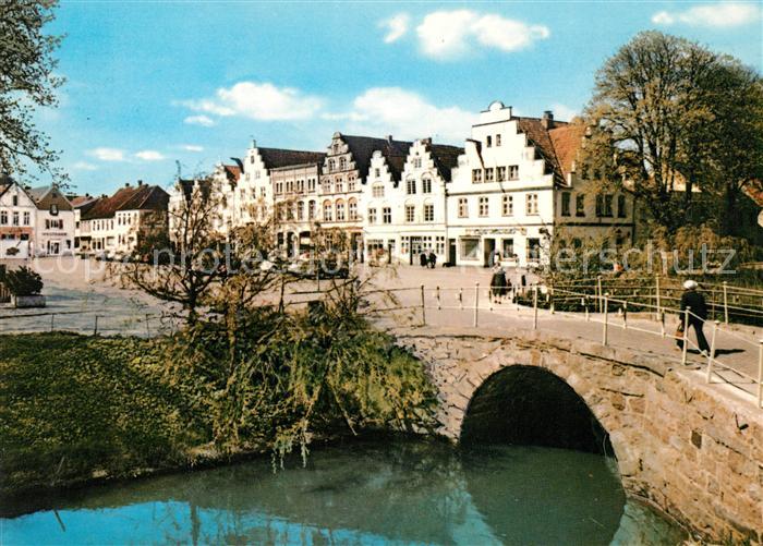 Friedrichstadt Eider Marktplatz Steinerne Bruecke Giebelhaeuser