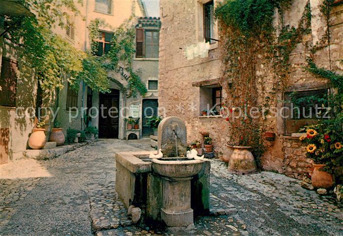 Saint-Paul Alpes-Maritimes Brunnenplatz