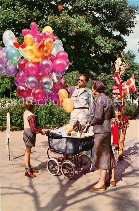 Kinderwagen Kopenhagen Luftballonverkaeufer