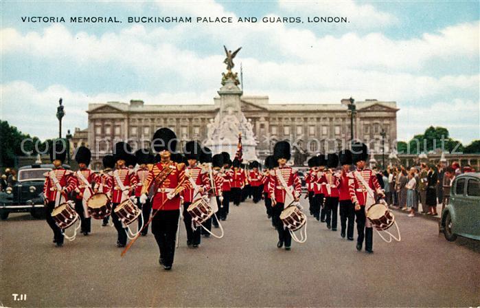 Leibgarde Wache Victoria Memorial Buckingham Palace and