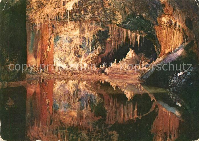 Hoehlen Caves Grottes Saalfeld Feengrotten Maerchendom Gralsburg