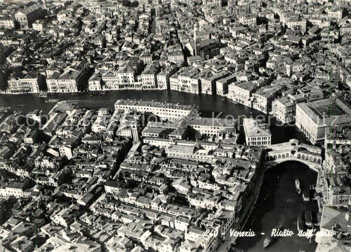 Venezia Venedig Fliegeraufnahme Rialtobruecke