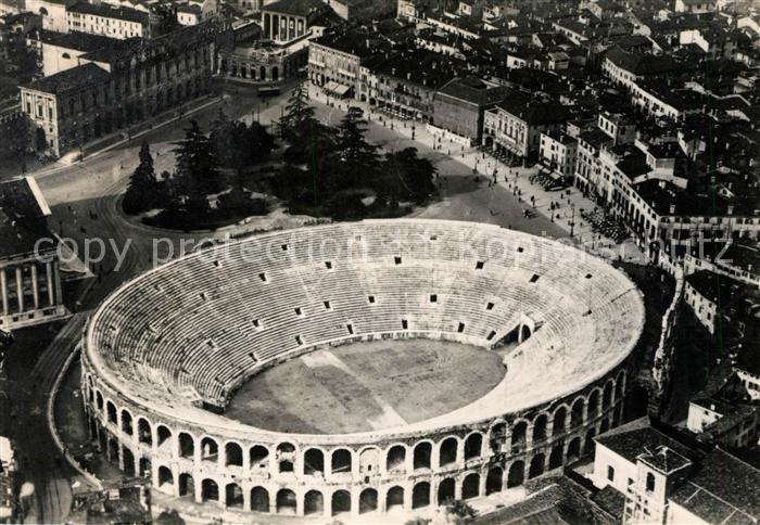 Verona Veneto Fliegeraufnahme Piazza Bra