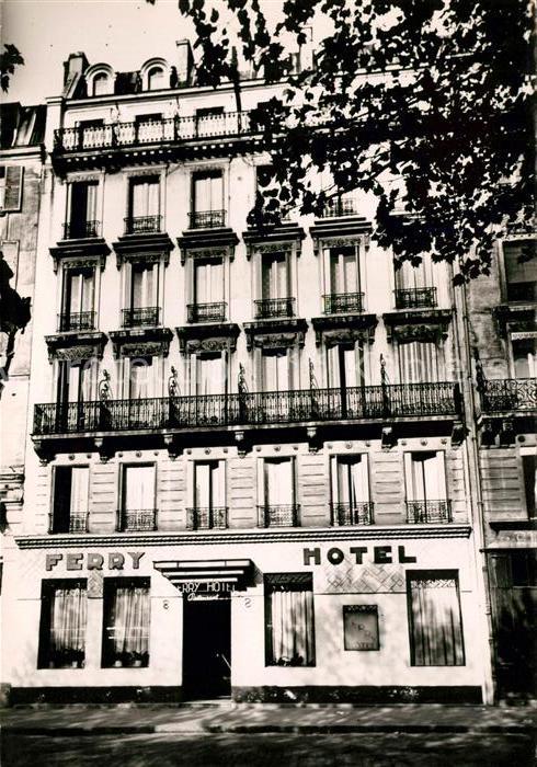 Paris Ferry Hotel