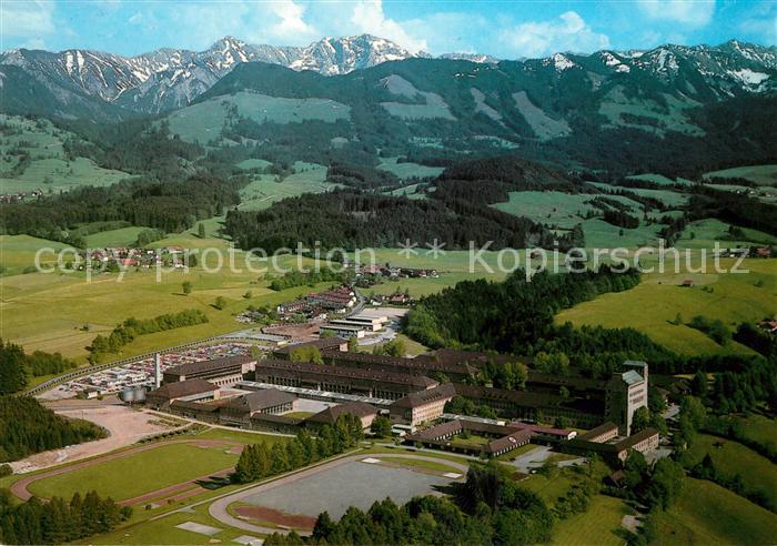Sonthofen Oberallgaeu Fliegeraufnahme General Oberst Beck Kaserne Grosser Daumen