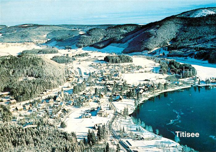 Titisee Fliegeraufnahme Winterlandschaft