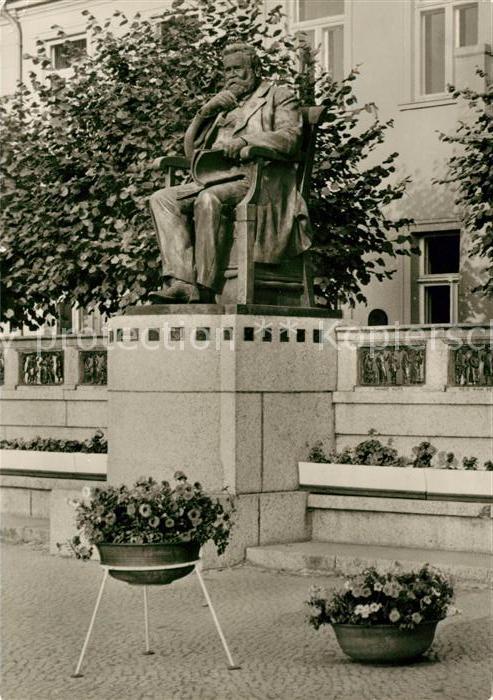 Stavenhagen Fritz Reuter Denkmal