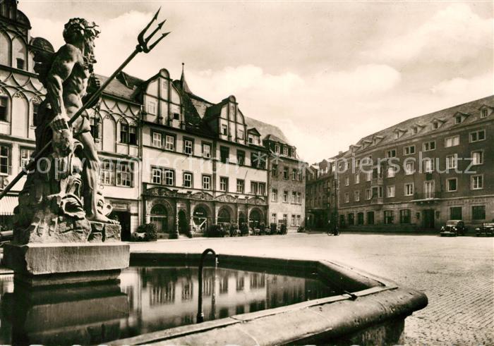 Weimar Thueringen MArktplatz Cranachhaeuser
