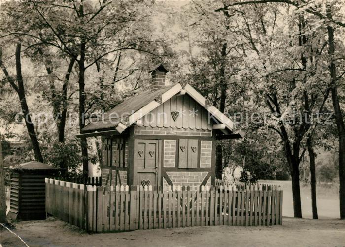 Bad Salzelmen Schoenebeck Hexenhaeuschen im Kurpark