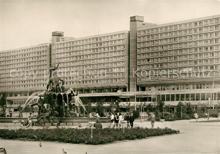 BERLIN  CITY Neptun-Brunnen