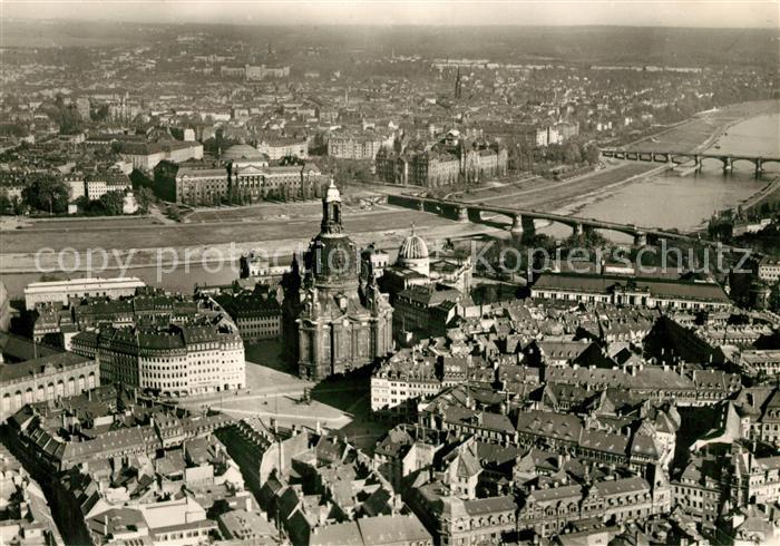DRESDEN Elbe Fliegeraufnahme mit Neumarkt und Frauenkirche