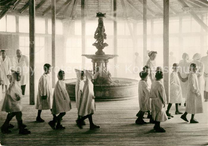 Bad Salzungen Kinder im Gradierwerk