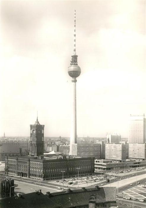 BERLIN  CITY Rotes Rathaus Fernsehturm