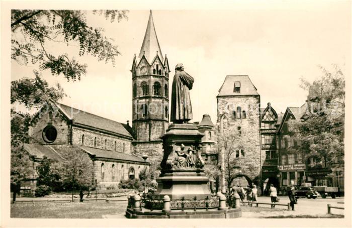 Eisenach Thueringen Platz der DSF mit Lutherdenkmal