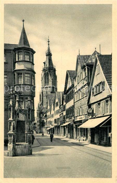 Reutlingen BW Wilhelmstrasse mit Lindenbrunnen