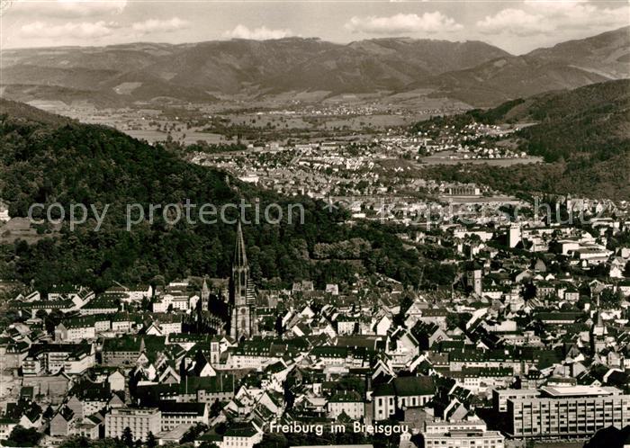 Freiburg Breisgau Fliegeraufnahme mit Muenster
