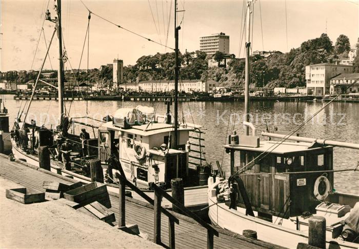 Sassnitz Ostseebad Ruegen Hafen