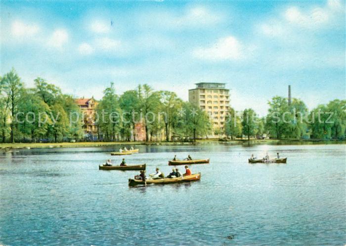 Karl-Marx-Stadt Schlossteich mit Hochhaus