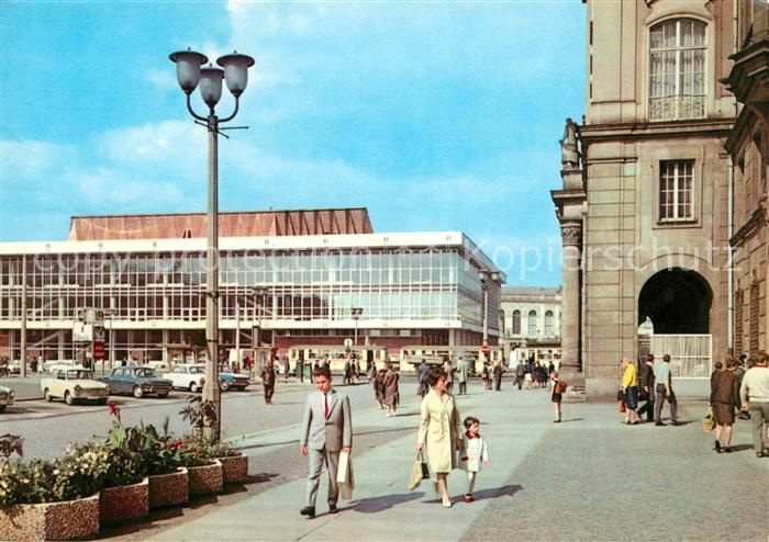 DRESDEN Elbe Altmarkt mit Kulturpalast
