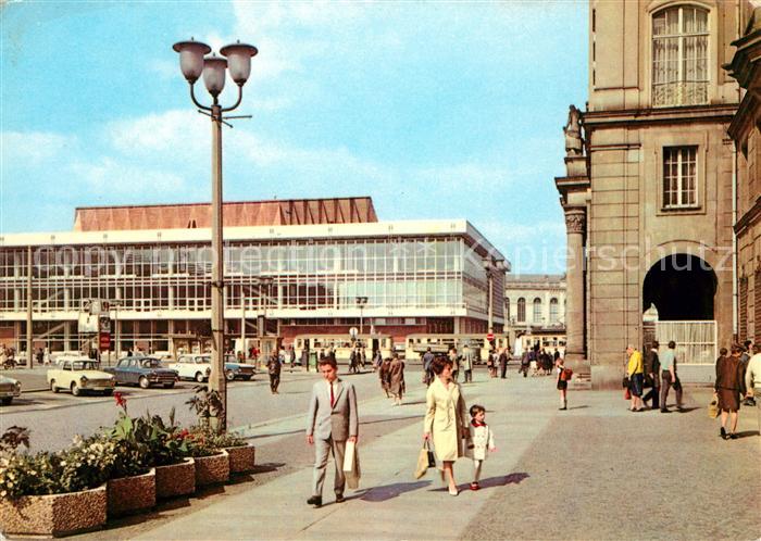 DRESDEN Elbe Altmarkt mit Kulturpalast