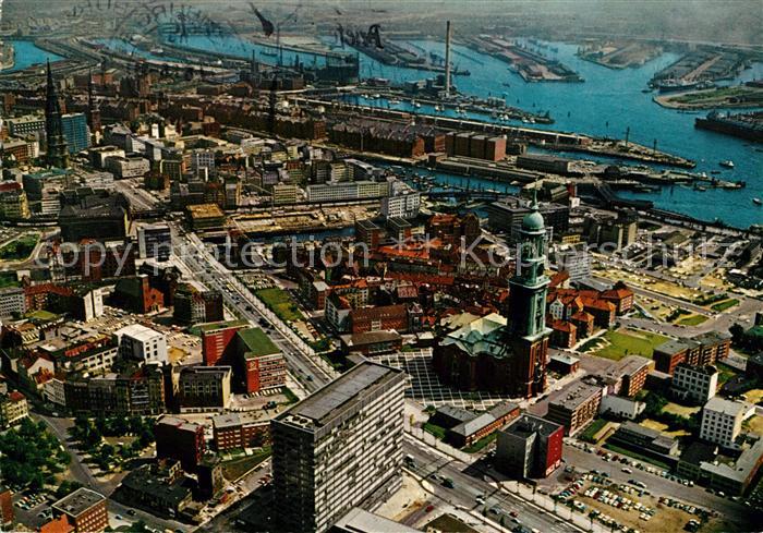 Hamburg Fliegeraufnahme Michel Hafen