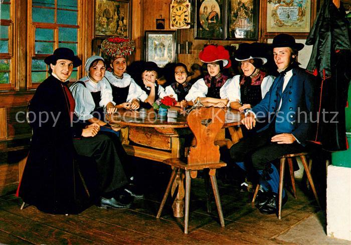 Trachten Schwarzwald Trachtenfamilie Gutach Freilichtmuseum Vogtsbauernhof