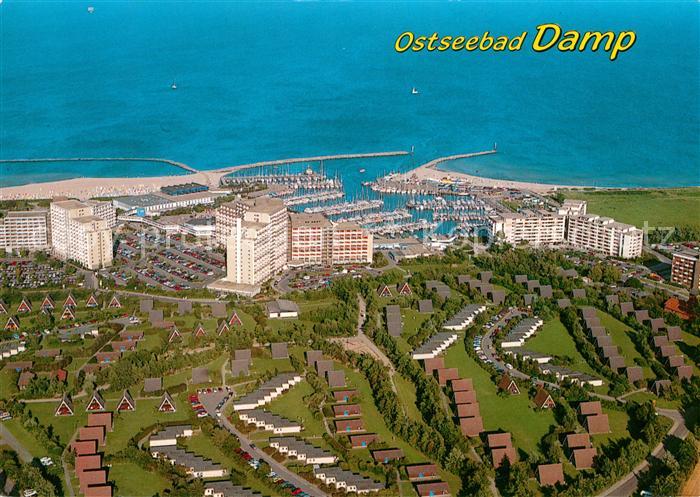 Damp Fliegeraufnahme mit Hafen