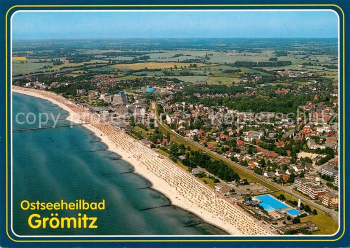 Groemitz Ostseebad Fliegeraufnahme mit Strand