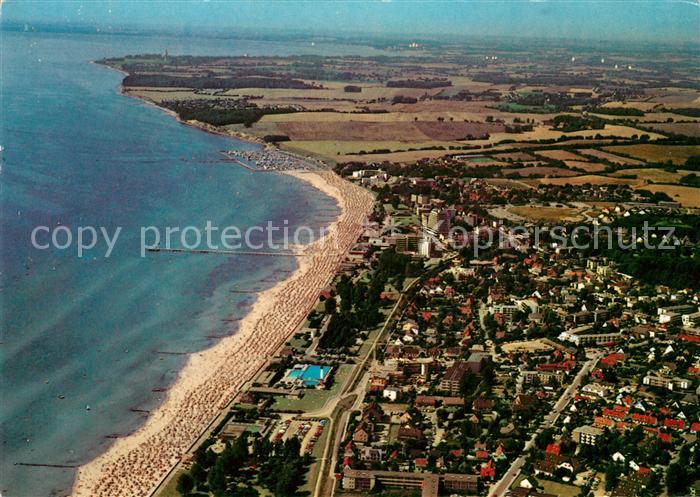 Groemitz Ostseebad Fliegeraufnahme mit Strand