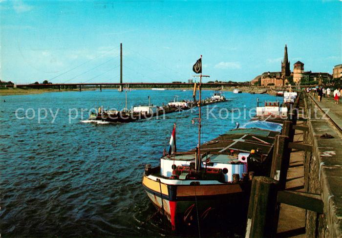 Duesseldorf Rheinufer Alte Schlossturm Oberkasseler Bruecke