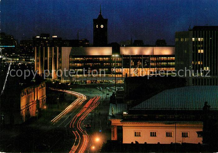 BERLIN  CITY Palast der Republik Nachtaufnahme Rotes Rathaus