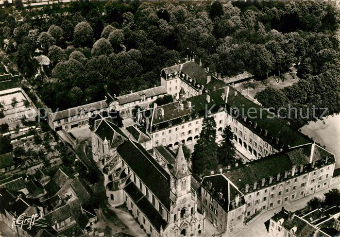 Issoudun Indre Fliegeraufnahme Basilika Notre Dame Sacre Coeur