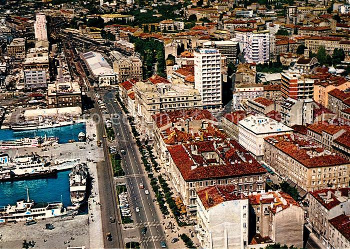 Rijeka Fiume Fliegeraufnahme mit Hafen
